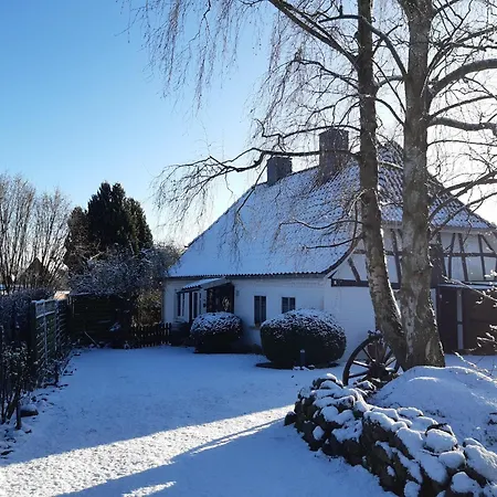 In Alter, Gemuetlicher Bauernkate * Bliesdorf